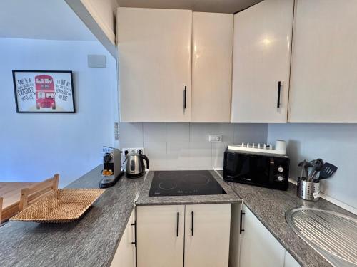 Solymar Serenity - Charming 2 bedroom holiday home