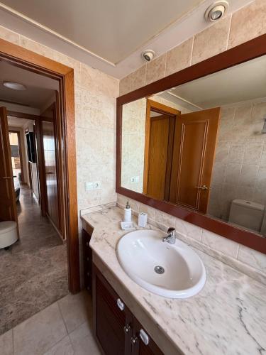 Premium Penthouse with Large Terrace, Ocean Views & Opposite the City of Arts and Sciences