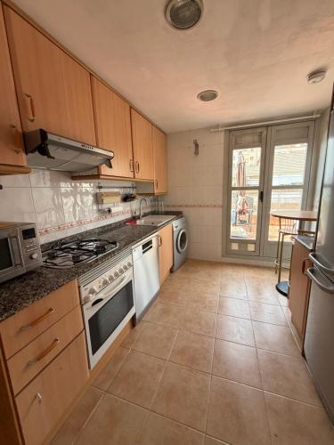 Premium Penthouse with Large Terrace, Ocean Views & Opposite the City of Arts and Sciences