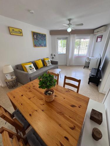 Solymar Serenity - Charming 2 bedroom holiday home