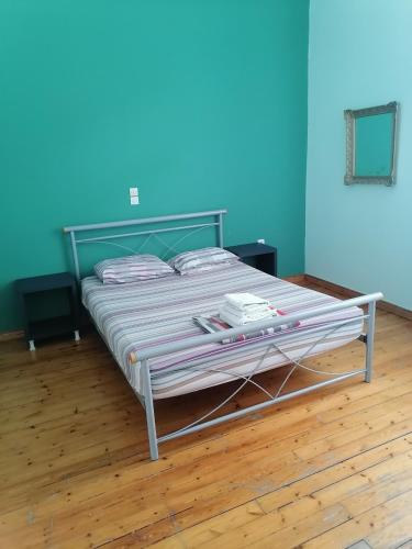 Residence room 6
