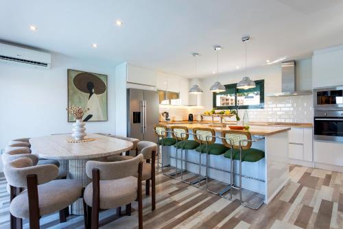 Luxury villa with sea views - heated pool - Jacuzzi