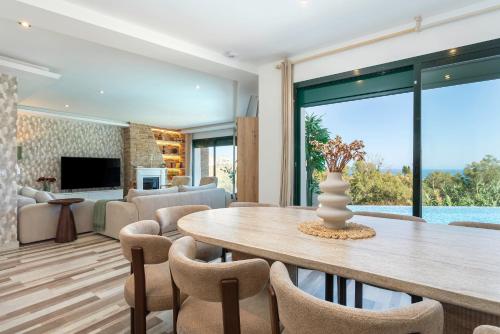 Luxury villa with sea views - heated pool - Jacuzzi