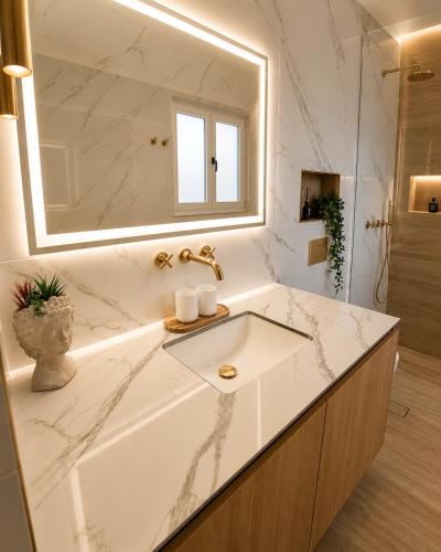 SAS luxury homes