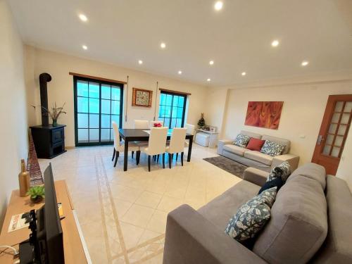 T3 Apartment 500m from beach
