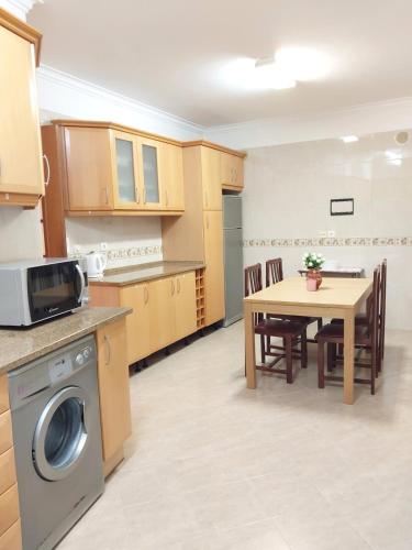 T3 Apartment 500m from beach