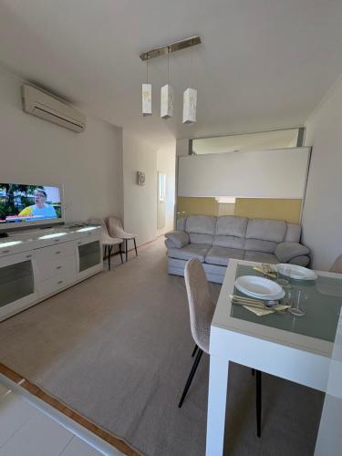 Studio apartman Melisa