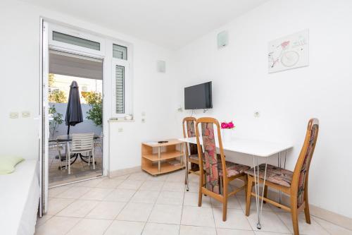 Apartment Baska Voda 2756a