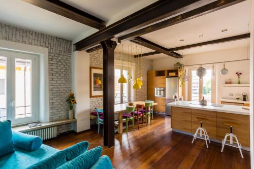Stellar Design 2BR Loft next to Navigli & Duomo