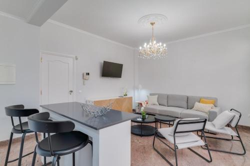 Central Funchal Apartment With Terrace - Nest I
