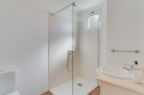 Santa Cruz Duplex Apt Parking & Beach Nearby