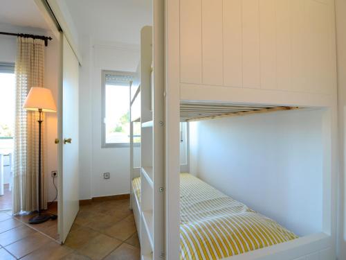 Apartment near town with 2 rooms