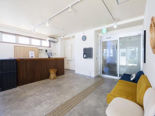 New Normal Hotel in NAHA WAKASA ニューノーマルホテルイン那覇若狭