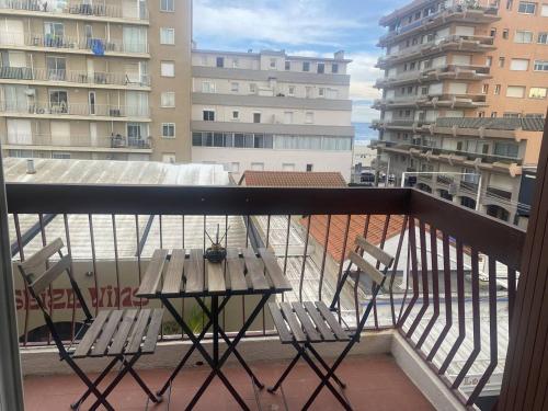 Appartement traversant avec parking - 4 pers. - FR-1-833-48