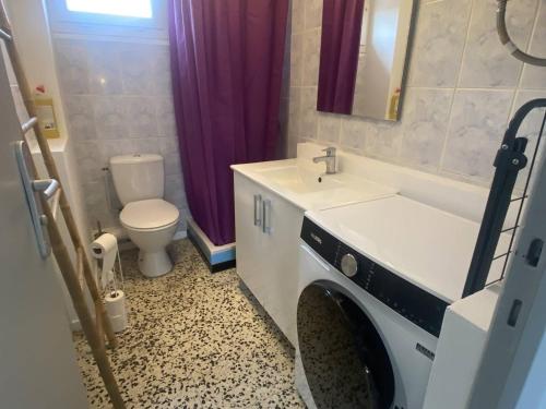 Appartement traversant avec parking - 4 pers. - FR-1-833-48