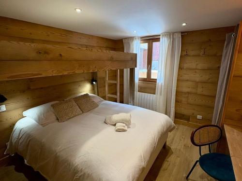 Chalet rénové avec parking, balcon - 7 pers.