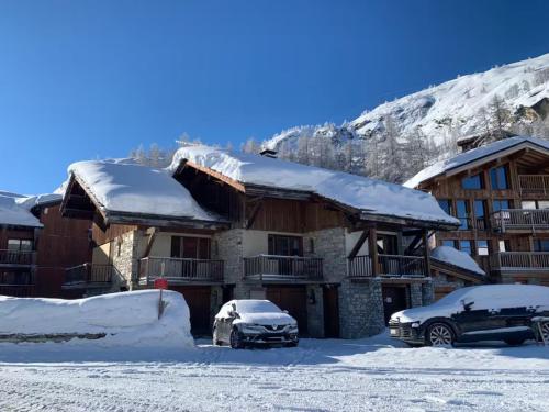 Chalet rénové avec parking, balcon - 7 pers.