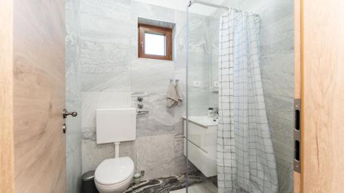 Beachfront apartment 1 - Dramalj by Villas Guide
