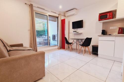 Charming studio with terrace
