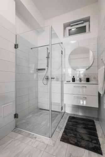 Antonio LUX modern apartment