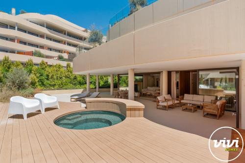 ViVi Homes - Brinkmann - Modern - Plunge Pool - Terrace