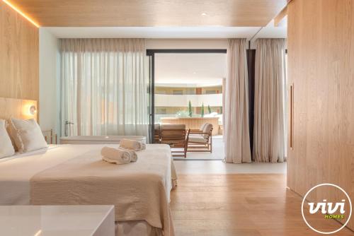 ViVi Homes - Brinkmann - Modern - Plunge Pool - Terrace