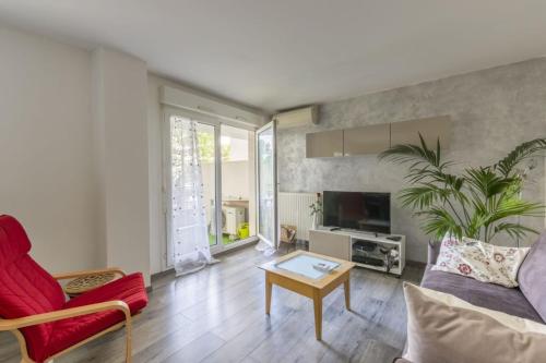 Beautiful Port Marianne Apt, Private Parking, 4 people