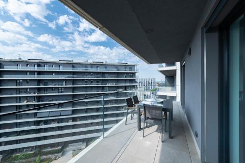 Free Parking -Fiera- Premium 2BR Apartment