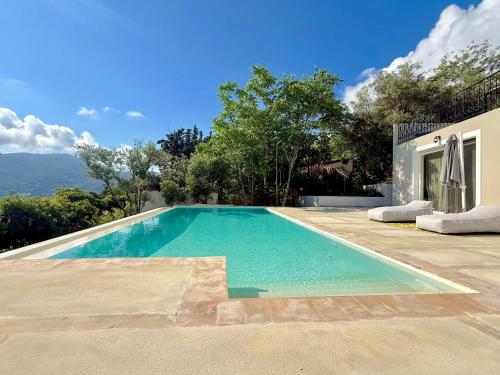 Villa 'Maison Magnolia' with Infinity Pool & Sea View