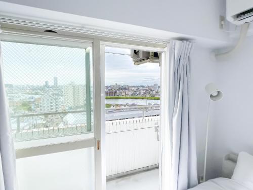 SC Hotel Kameari #1003 - Newly Renovated High Floor City View Near Station Mall Disney Access