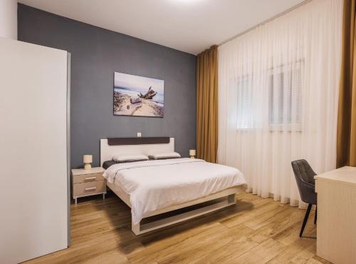 Antonio Lux Modern Apartment Near The Sea