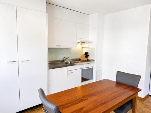 Practical and cozy City Studio - Art 6