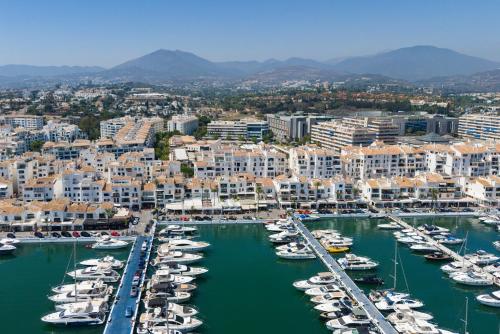 210 Puerto Banus Marbella best Front Line Sea View