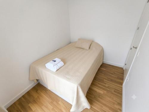 B-C Apartment 10min walk to the beach