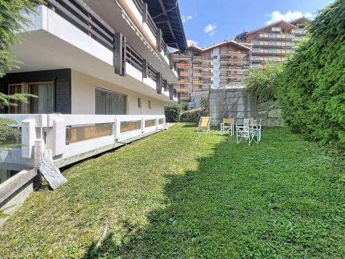 Apartment Hauts De Nendaz B OP by Interhome