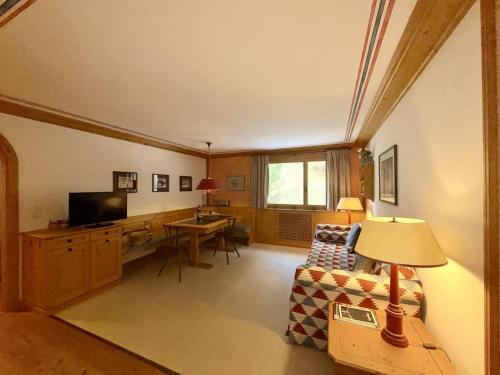 Apartment Residenza Chesa Margun 57-4 by Interhome