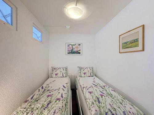 Apartment Viktoria A-3 by Interhome