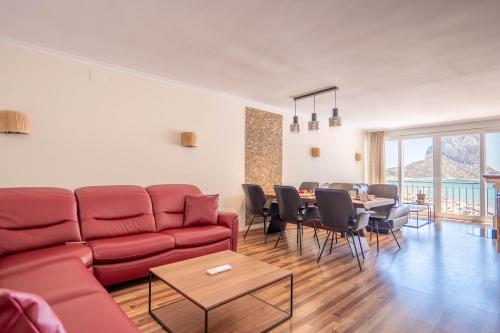Beachfront views, Arenal-Bol, Garage - AVANOA