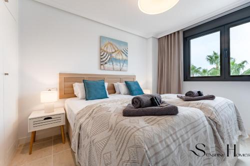Estepona Duplex with BBQ & Jacuzzi