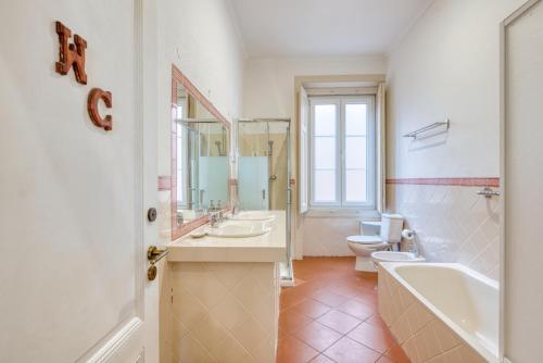 Apartamento em Sintra com 5 quartos e pátio - Até 10 hóspedes