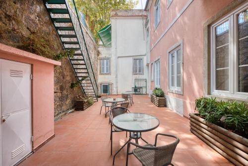 Apartamento em Sintra com 5 quartos e pátio - Até 10 hóspedes