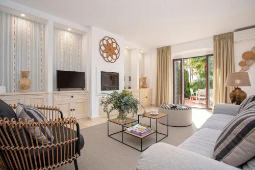 Rivage Laguna Beach