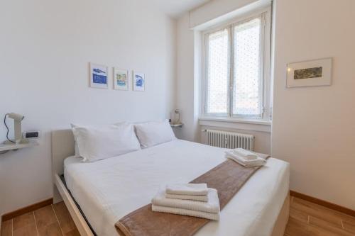 Urban Harmony - Balcony & 8 min to Metro
