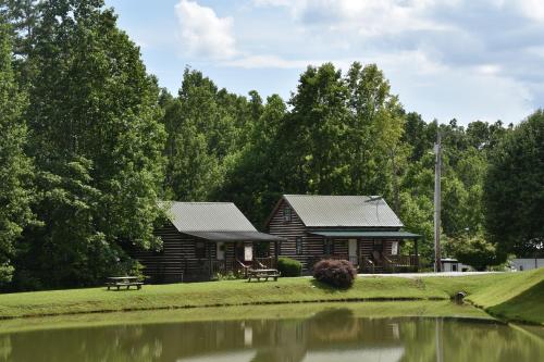 Gallery image of Laurel Lake Cabins in Corbin
