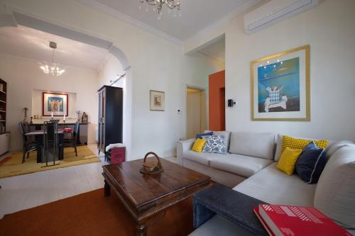 Alex Icon Residence