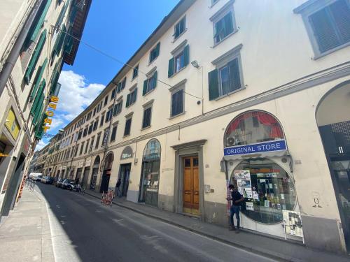 Nazionale Apartment by Simone, Daniele e Paolo in Florence