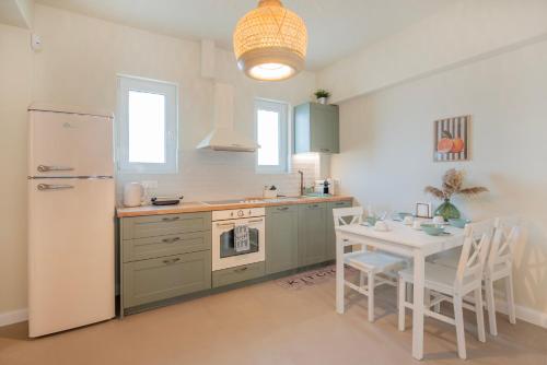 Vouliagmeni Suite 3 by Anothr