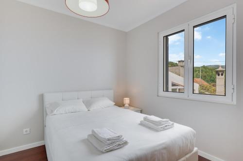 Ocean View Villa In Gaula, Madeira, Sleeps 6