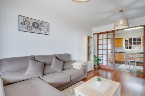 Ocean View Villa In Gaula, Madeira, Sleeps 6