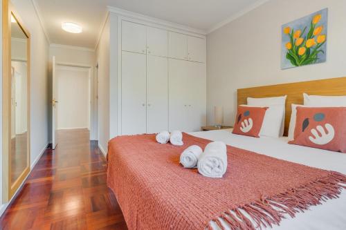 Funchal Apt Near Beach, Parking & 2 Balconies